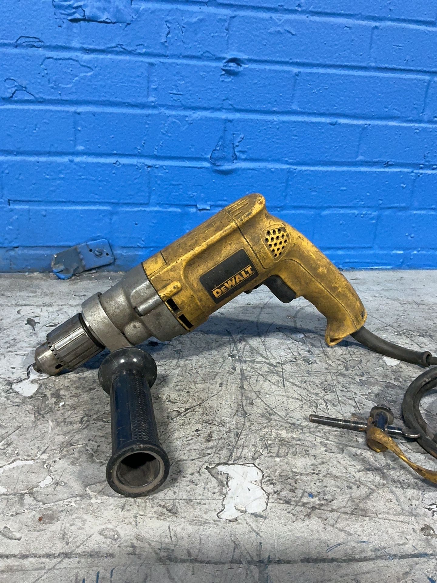 Dewalt Industries Drill - Dw235g