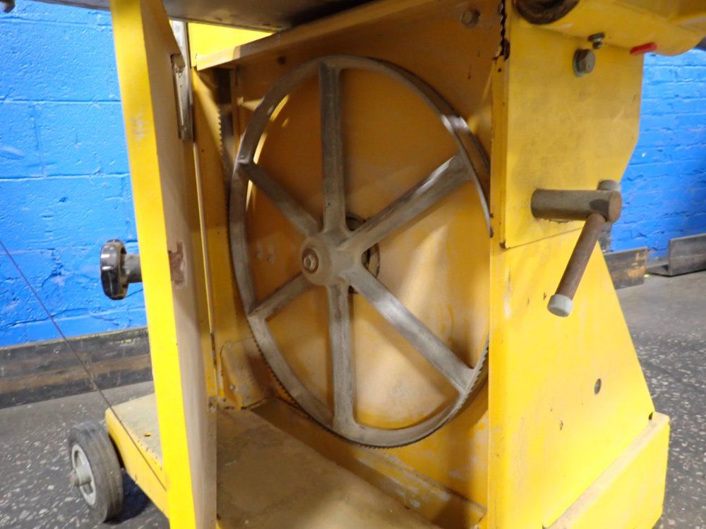 Ytong 19" X 16" Vertical Band Saw - Mbs-502