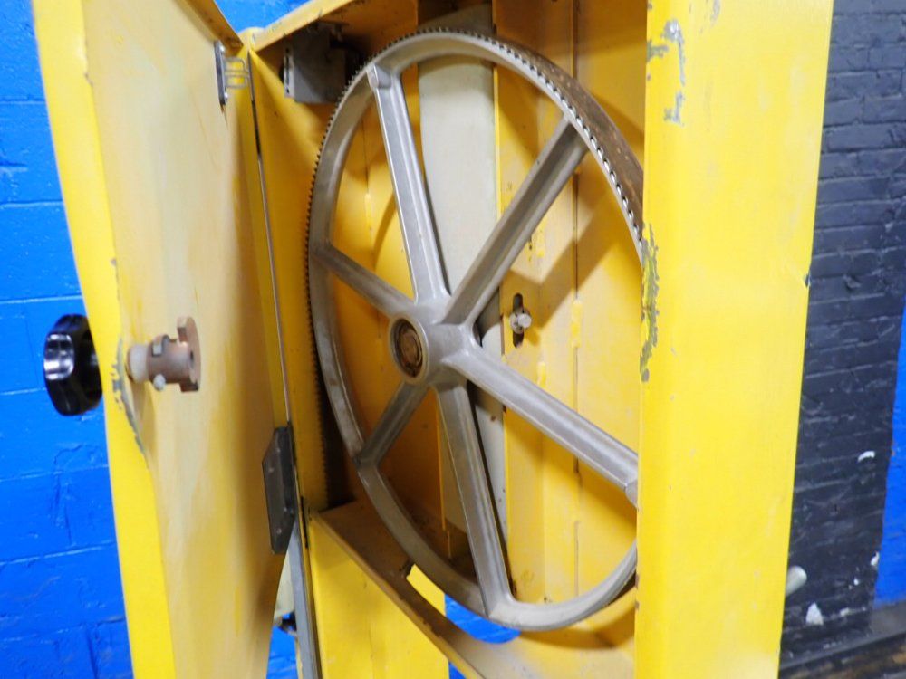 Ytong 19" X 16" Vertical Band Saw - Mbs-502