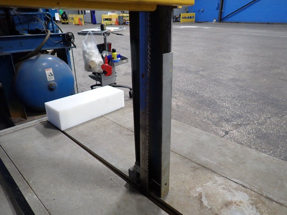 Ytong 19" X 16" Vertical Band Saw - Mbs-502