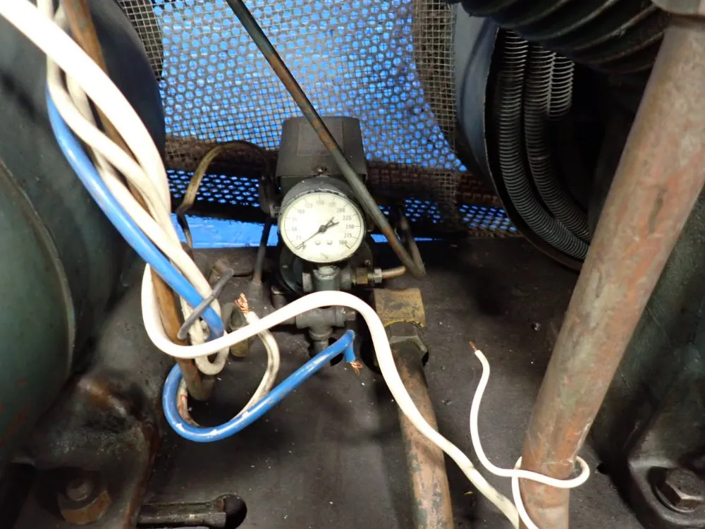 Ingersoll-rand 94 Gal Air Compressor - 10te