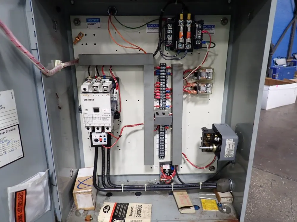 Quincy 105 Gal Air Compressor - Qst30ana22s0