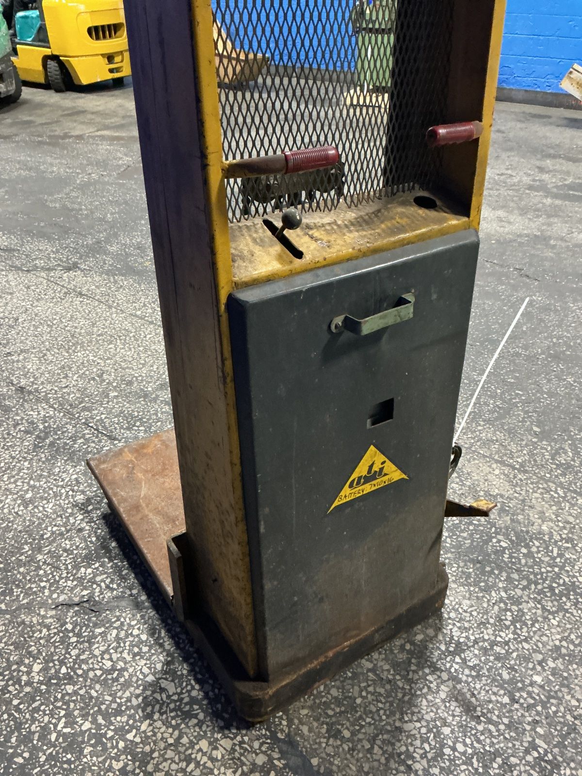 Ati Stacker - M-301