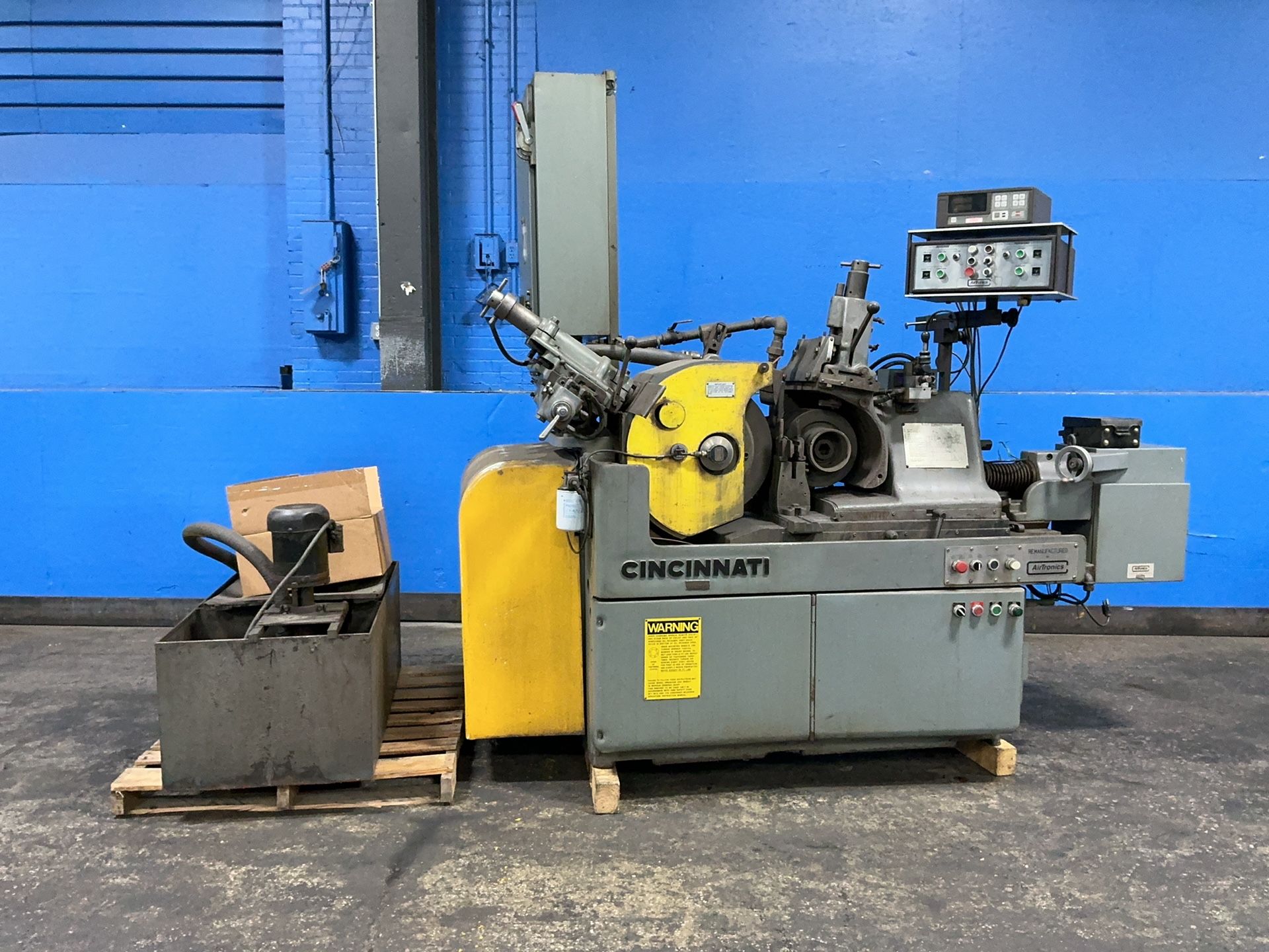 Used Cincinnati centerless grinder