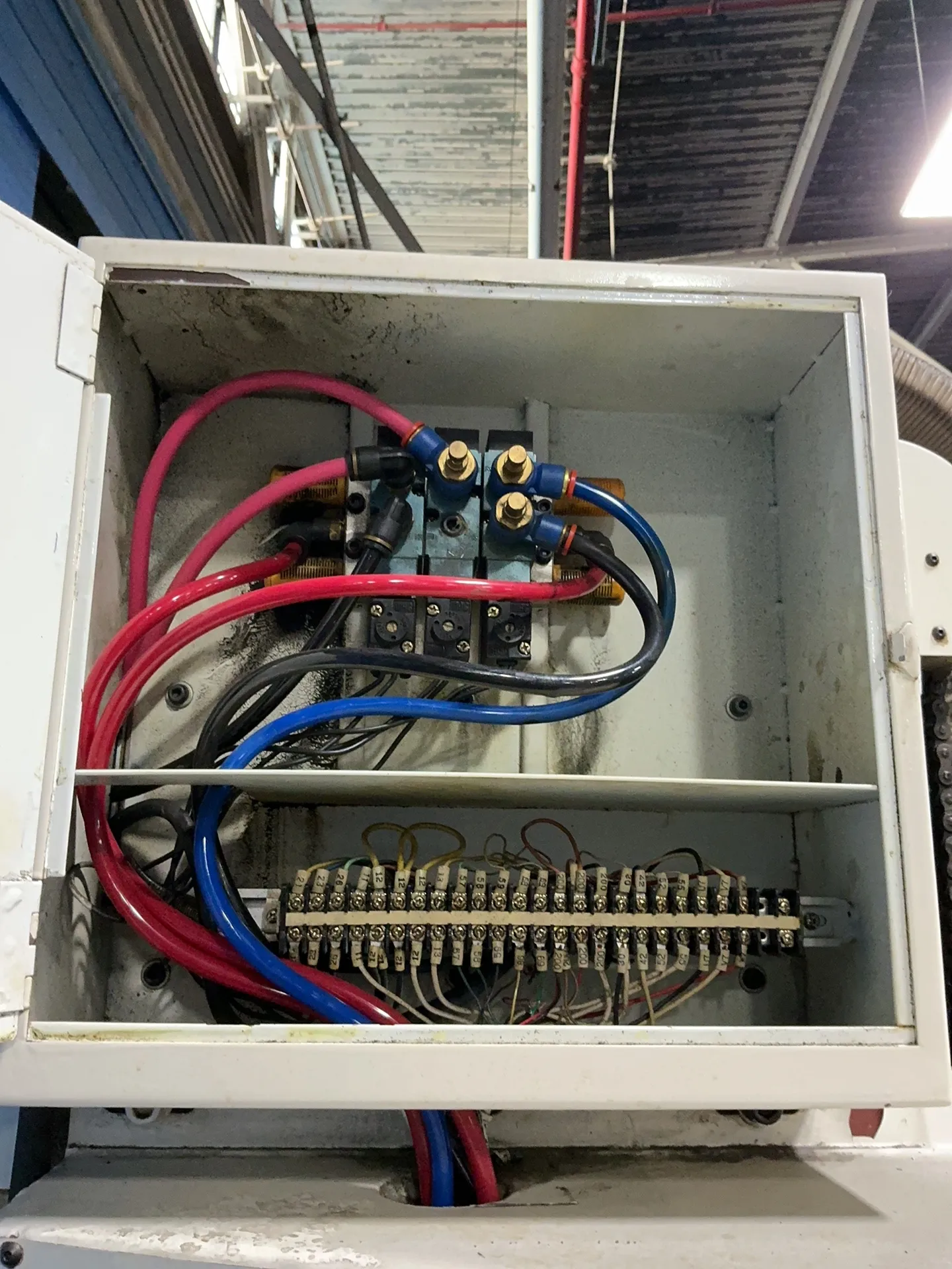 Comet 19” X 32” Cnc Vmc - Vmc-500
