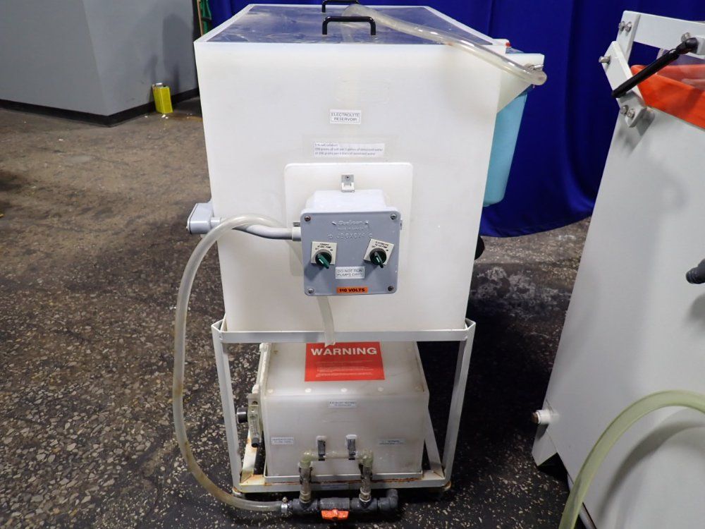 Singleton 29" X 47" X 35" / 18" X 28" X 23" Salt Fog Corrosion Test Chamber - Scch22
