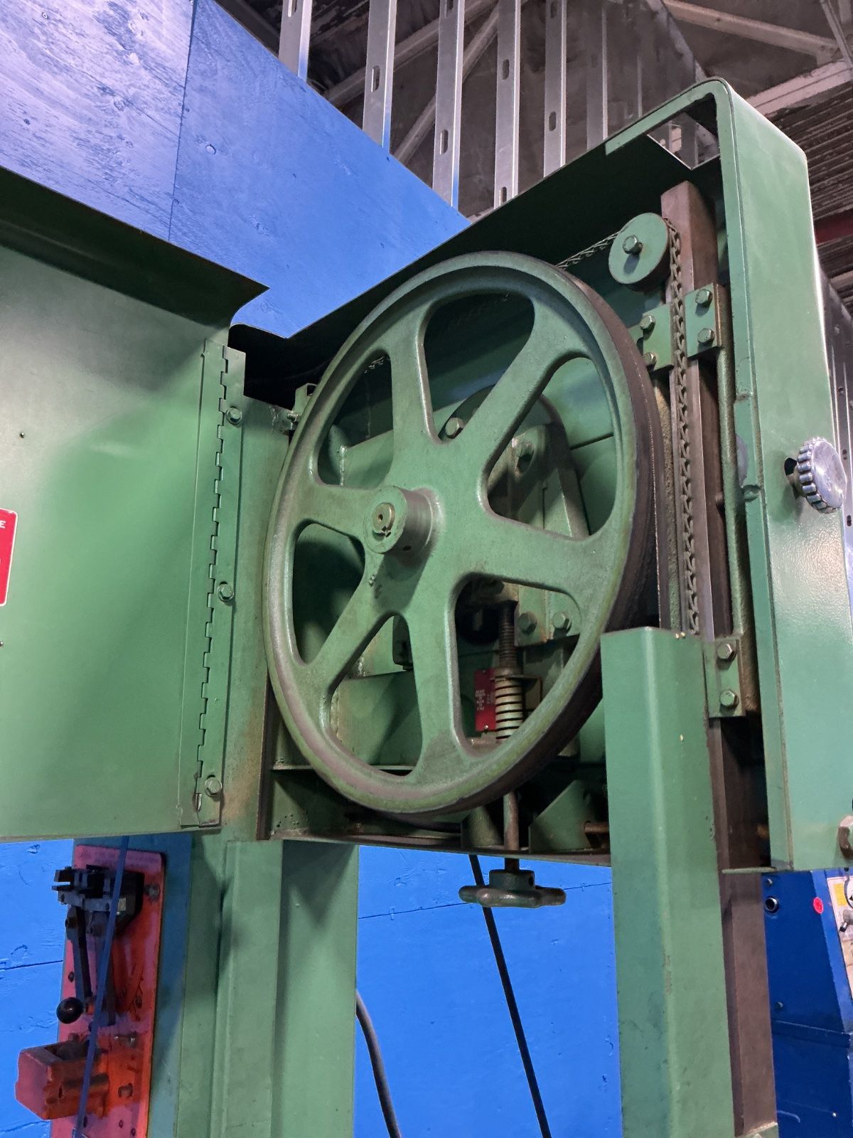 Powermatic 24” X 24” Vertical Band Saw - 87