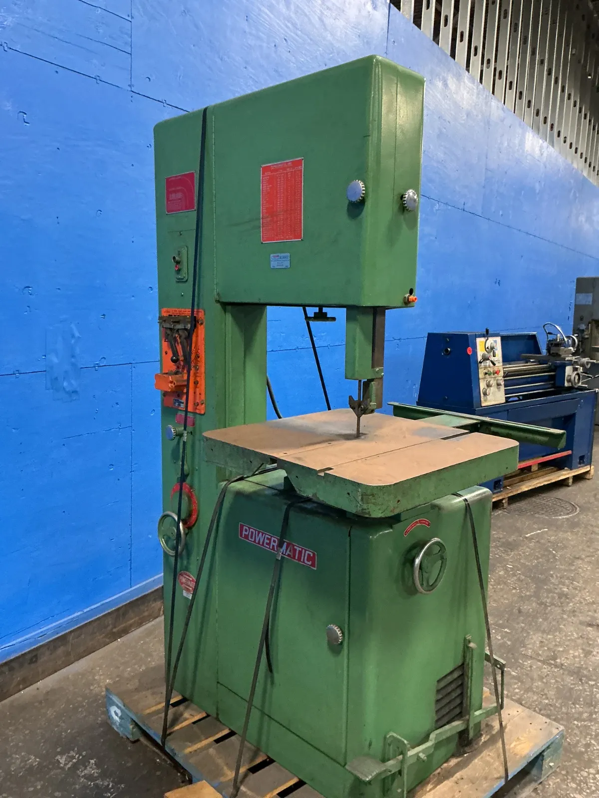 Powermatic 24” X 24” Vertical Band Saw - 87