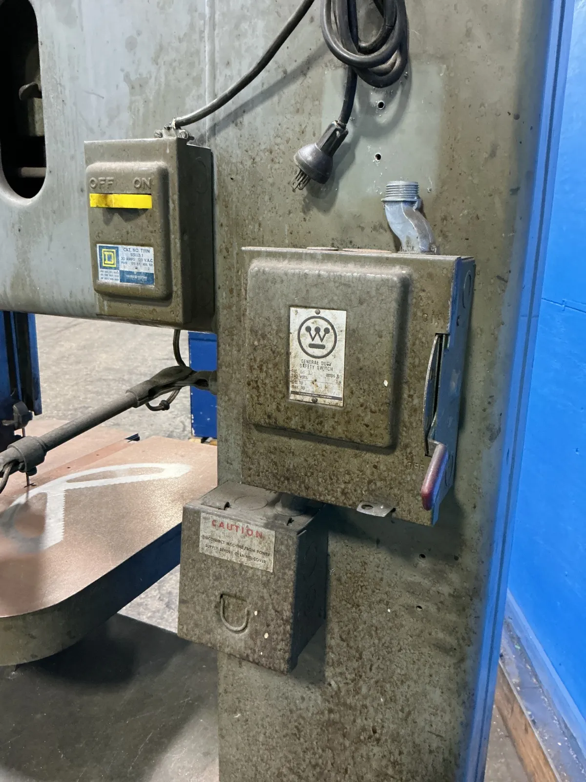 Grob Inc 24” X 24” Vertical Band Saw - Ns18