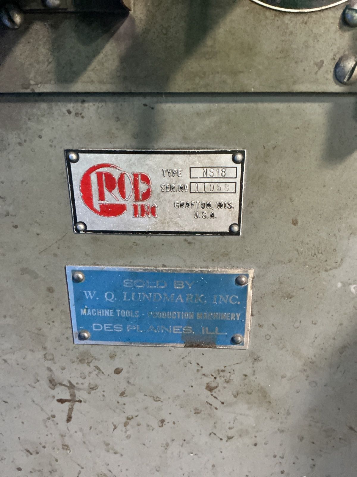 Grob Inc 24” X 24” Vertical Band Saw - Ns18