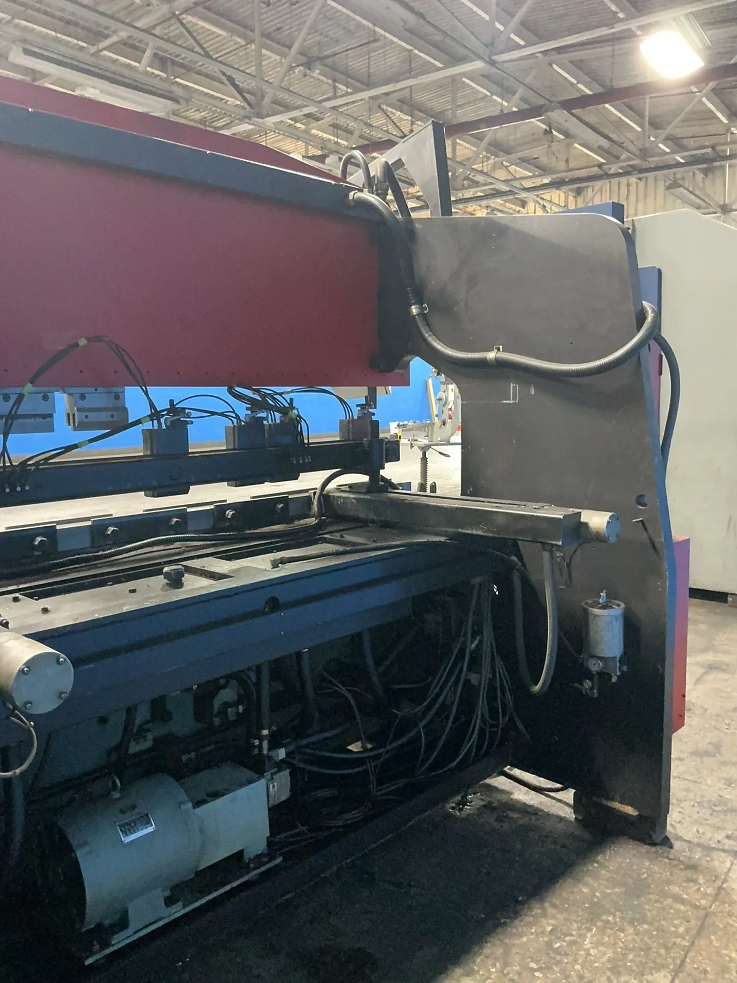 Amada 96” Press Brake - Rg 80