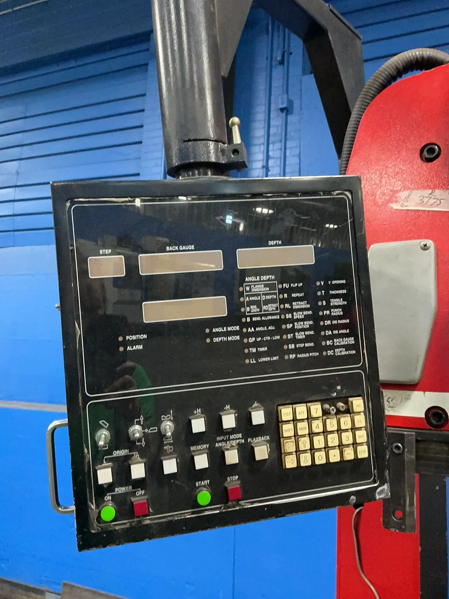 Amada 96” Press Brake - Rg 80