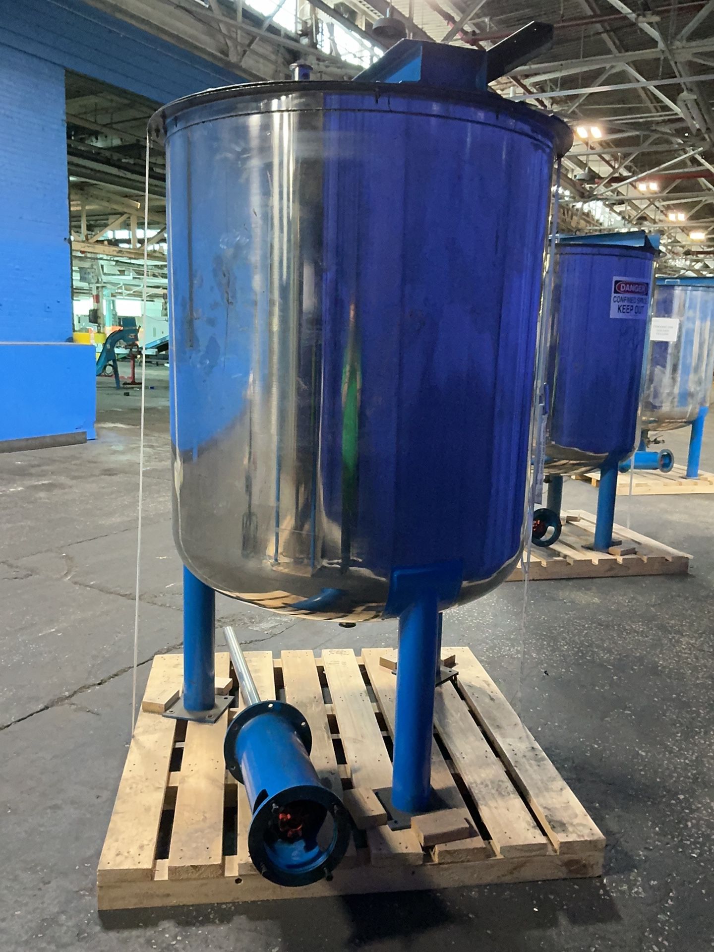 440 Gal S/s Tank