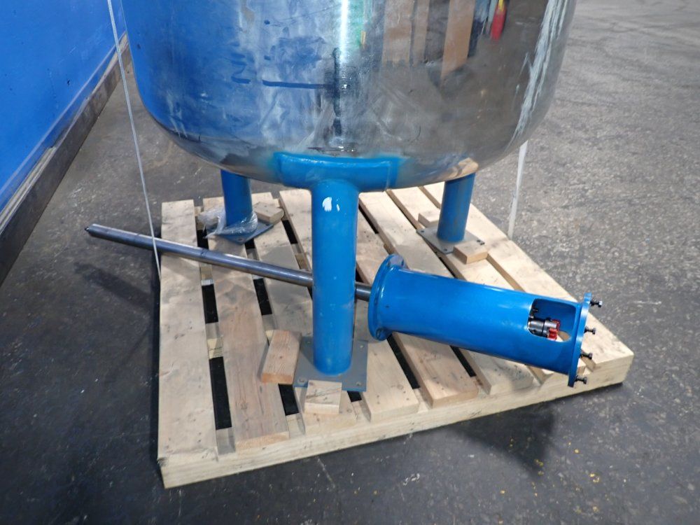 400 Gallons S/s Tank W/agitator