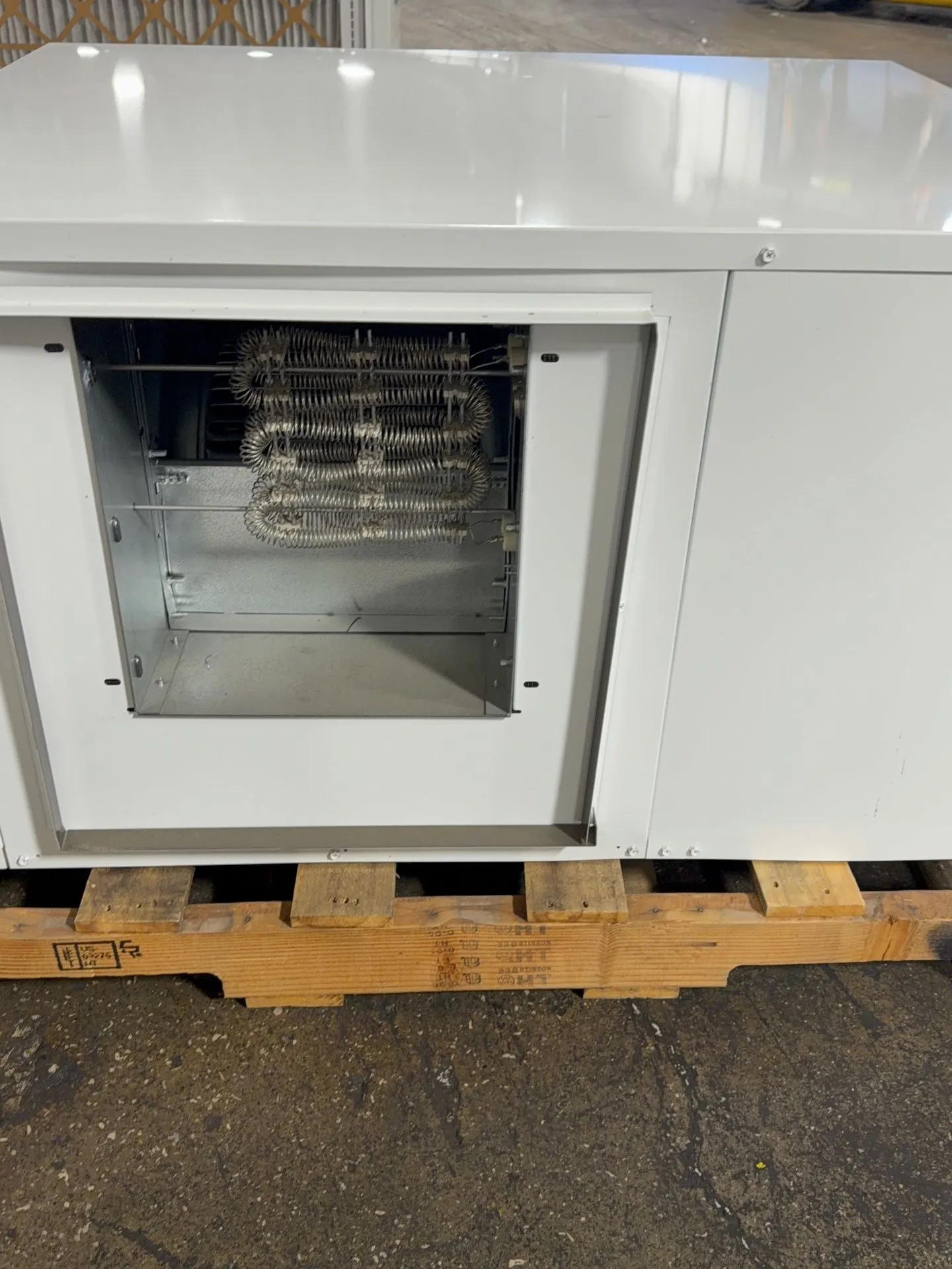 Bosch Water Source Heat Pump - Sm060-1ahx-xrsata-chtx