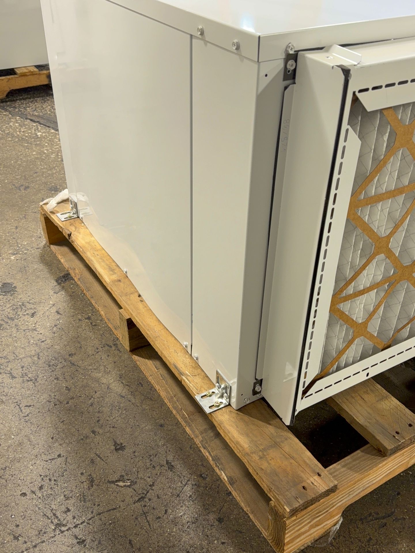 Bosch Water Source Heat Pump - Sm060-1ahx-xlsata-chtx