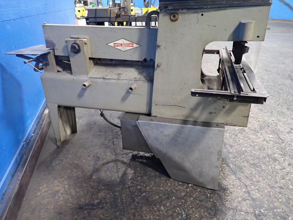 Center Engineering 49 Ton Metal Muncher - Mm61c