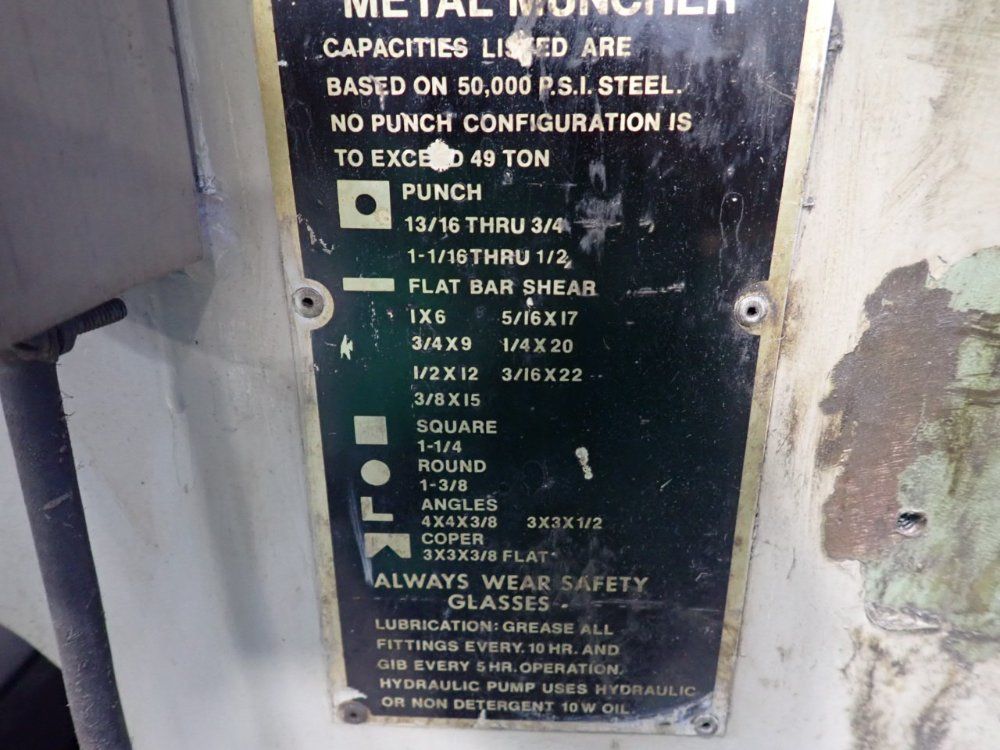 Center Engineering 49 Ton Metal Muncher - Mm61c