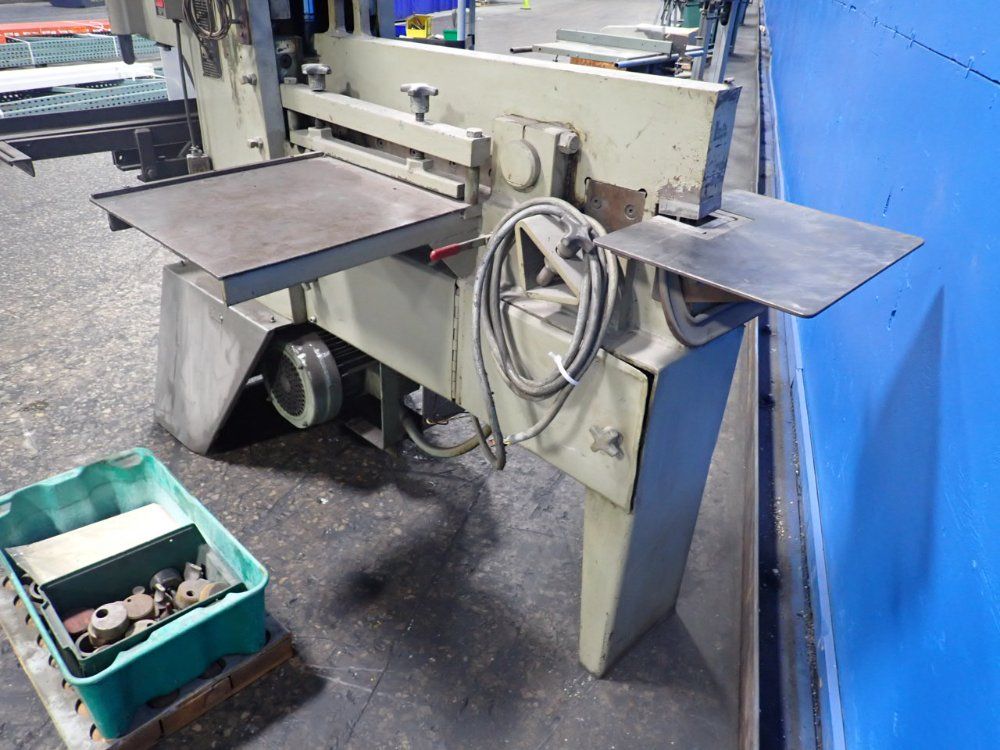Center Engineering 49 Ton Metal Muncher - Mm61c