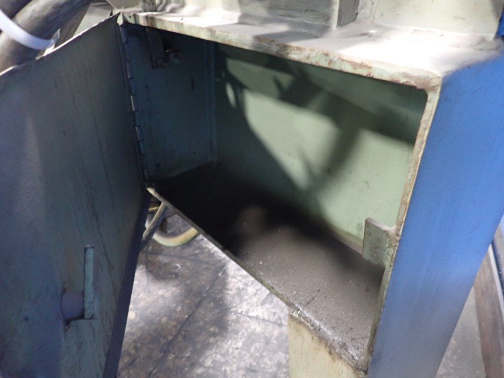 Center Engineering 49 Ton Metal Muncher - Mm61c