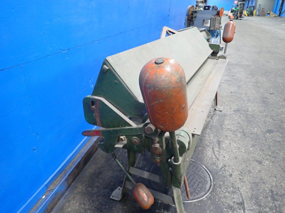 Chicago, Dries & Krump Mfg. Co. 96" Sheet Metal Brake - L37