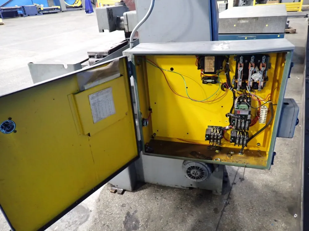 Brown & Sharpe 6" X 12" Surface Grinder - 818 Micromaster