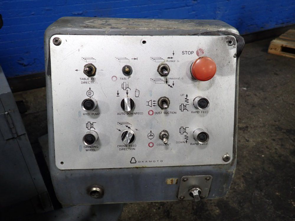 Okamoto 12" X 24" Hydraulic Surface Grinder - Accugar-124n