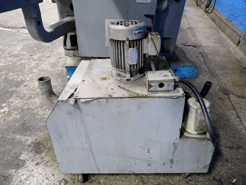 Okamoto 12" X 24" Hydraulic Surface Grinder - Accugar-124n