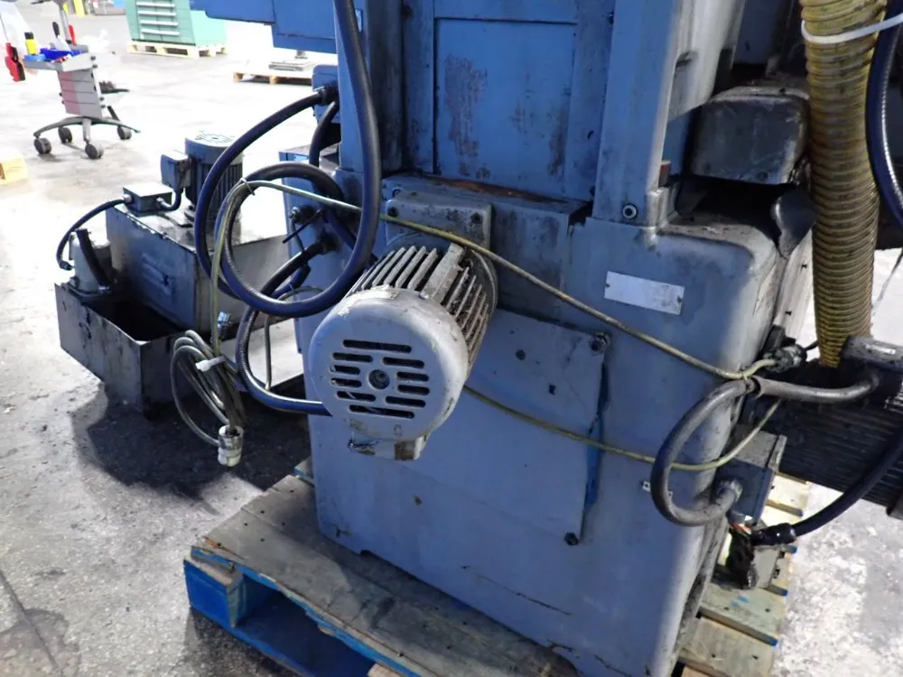 Okamoto 12" X 24" Hydraulic Surface Grinder - Accugar-124n