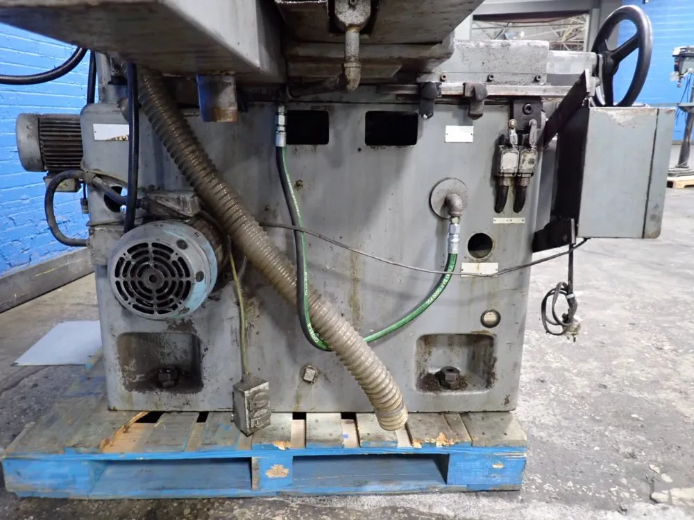 Okamoto 12" X 24" Hydraulic Surface Grinder - Accugar-124n