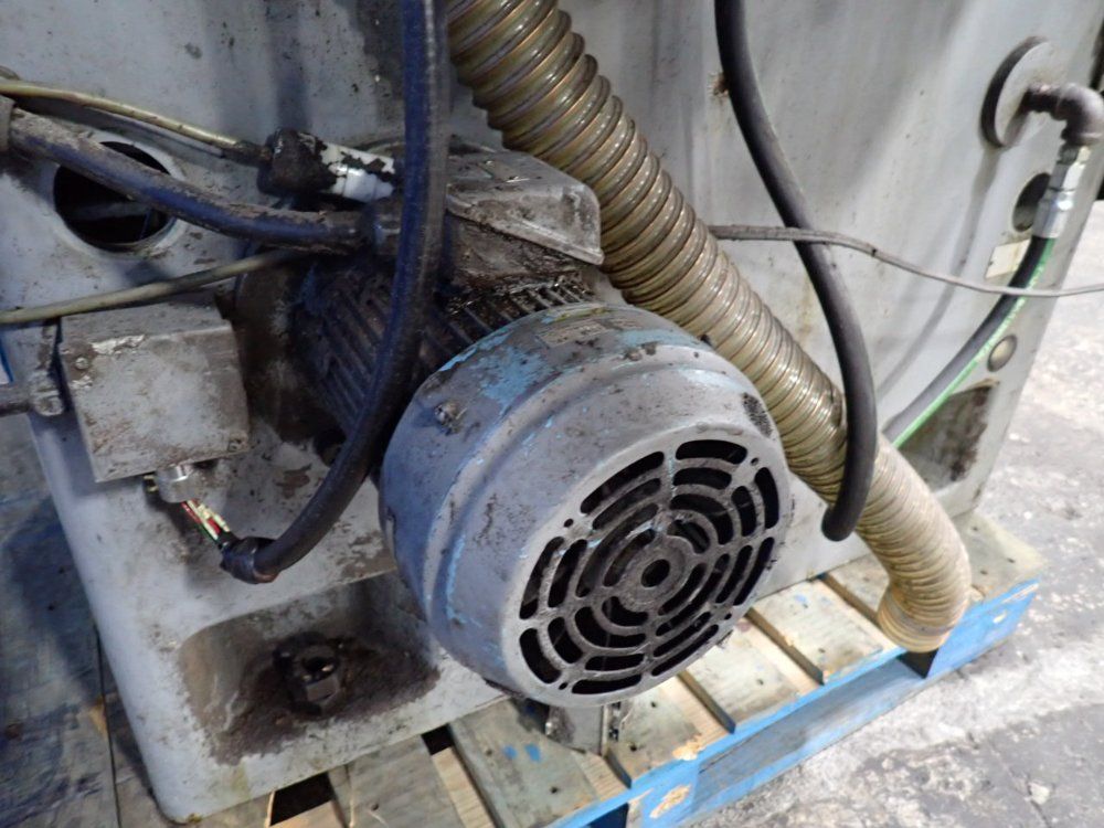 Okamoto 12" X 24" Hydraulic Surface Grinder - Accugar-124n