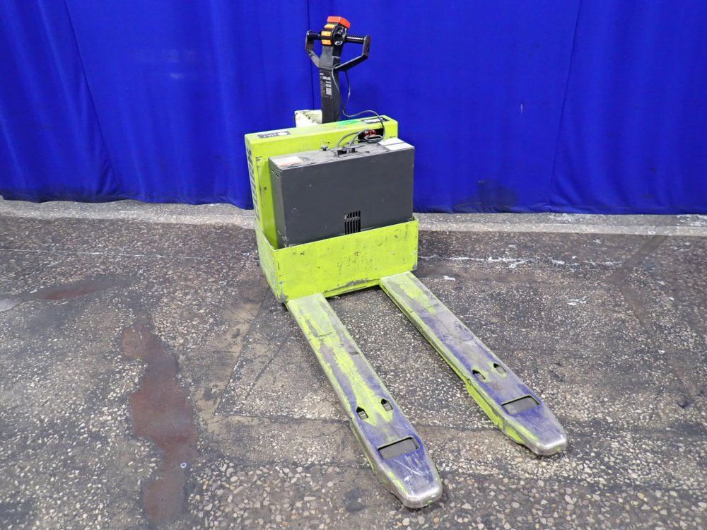 Clark 4500 Lbs Electric Pallet Jack - Wp40