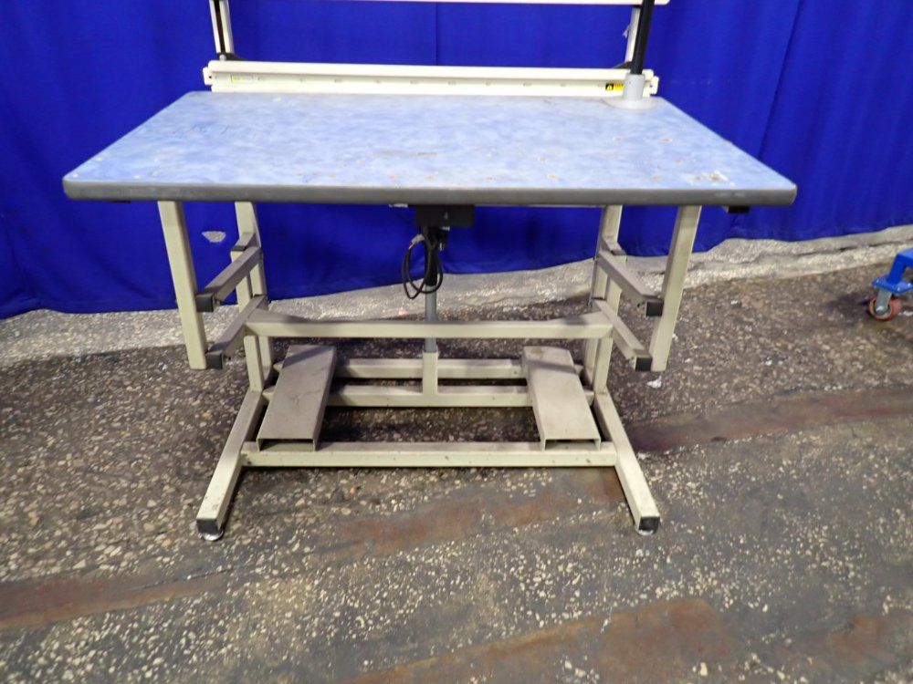 30" X 48" Work Station