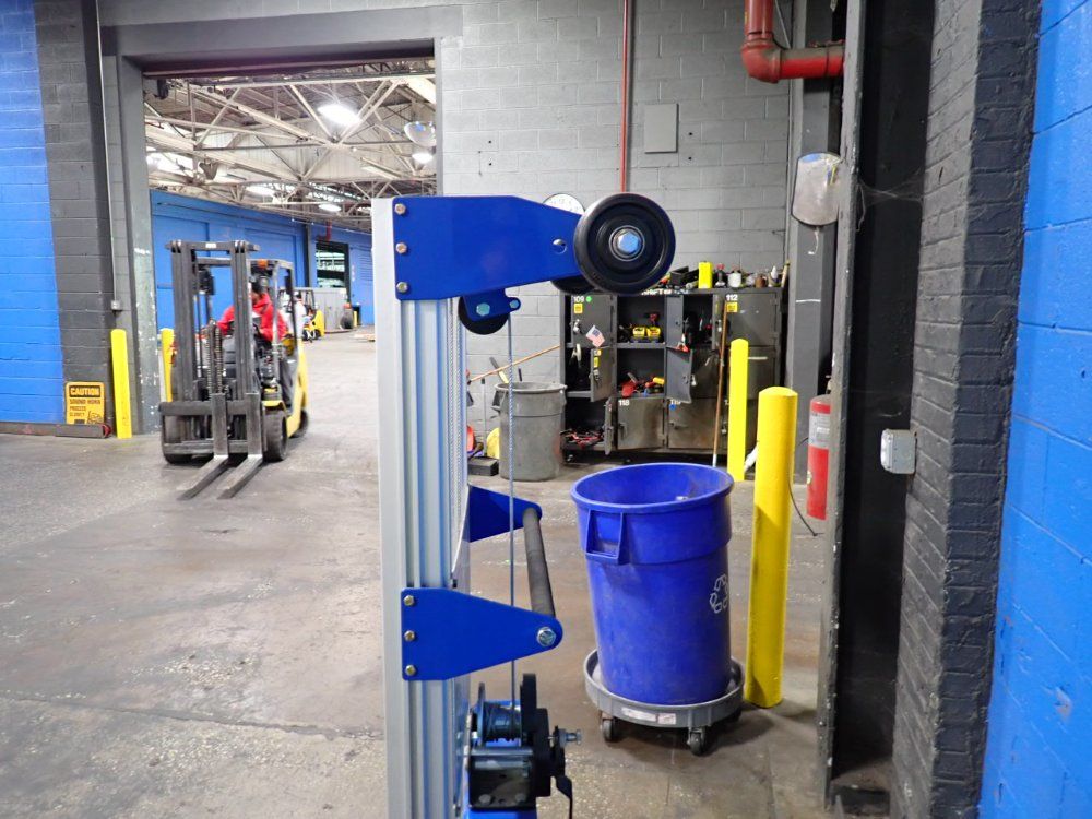 Global 500 Lbs Hand-winch Lift Truck - A-lift-s