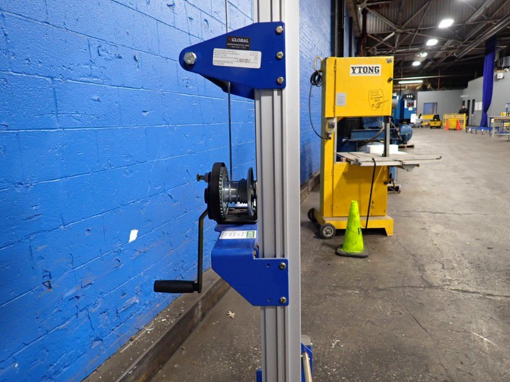 Global 500 Lbs Hand-winch Lift Truck - A-lift-s