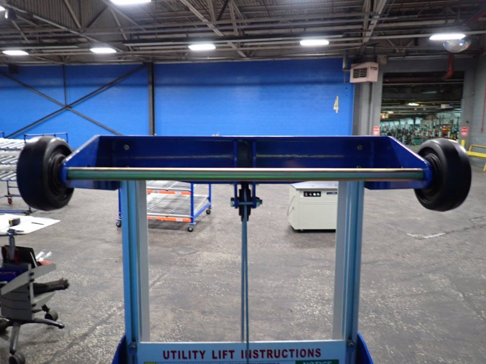 Global 500 Lbs Hand-winch Lift Truck - A-lift-s