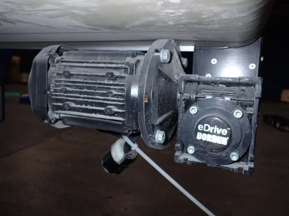 Dorner 14" X 192" Power Belt Conveyor - 2ledm14-160020a404002