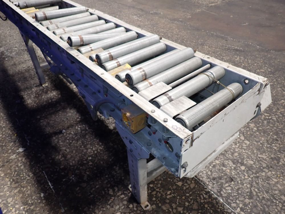 Hytrol 12" X 120" X 26" Power Roller Conveyor - 190acc