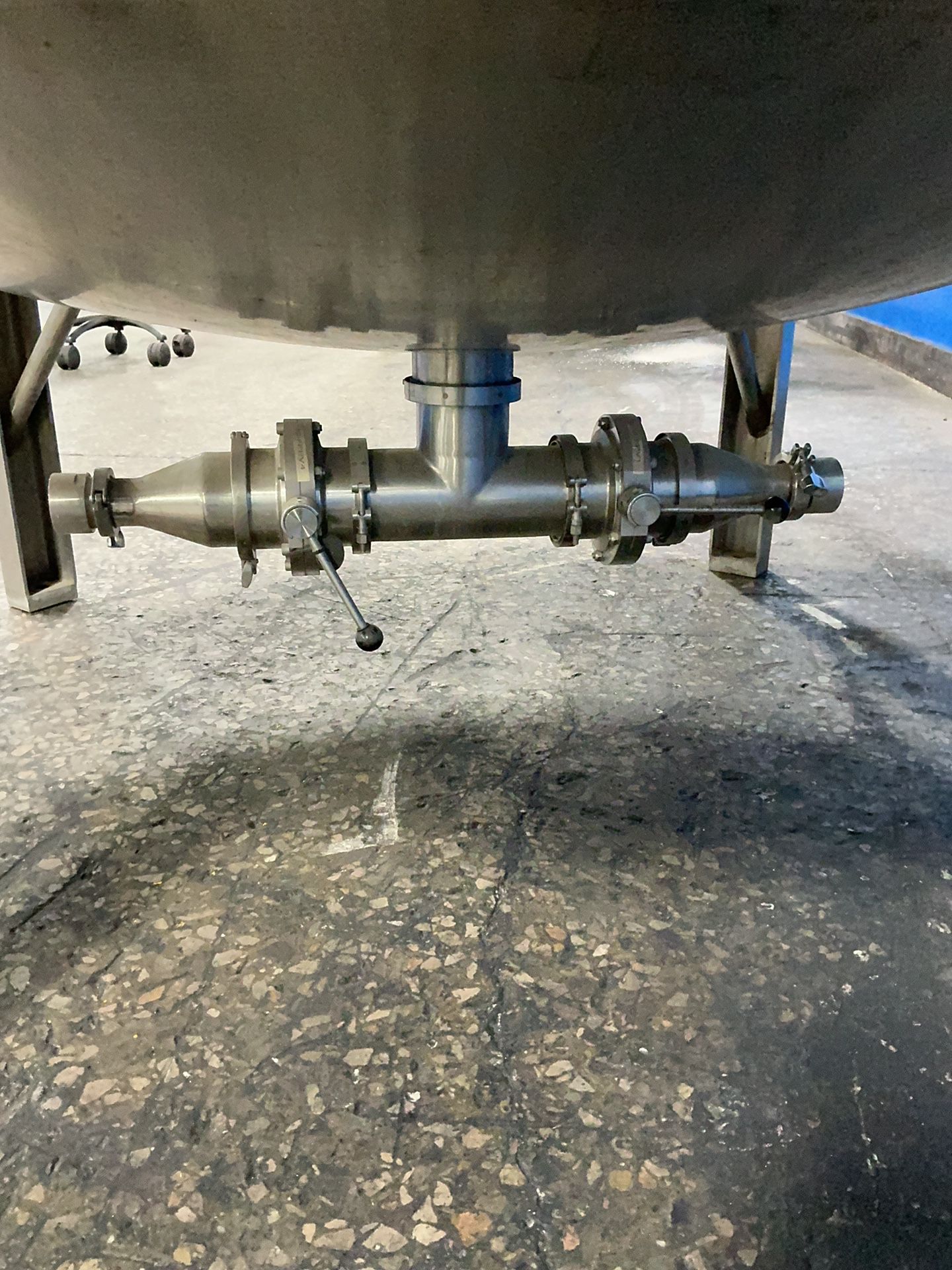 1700 Gal S/s Tank