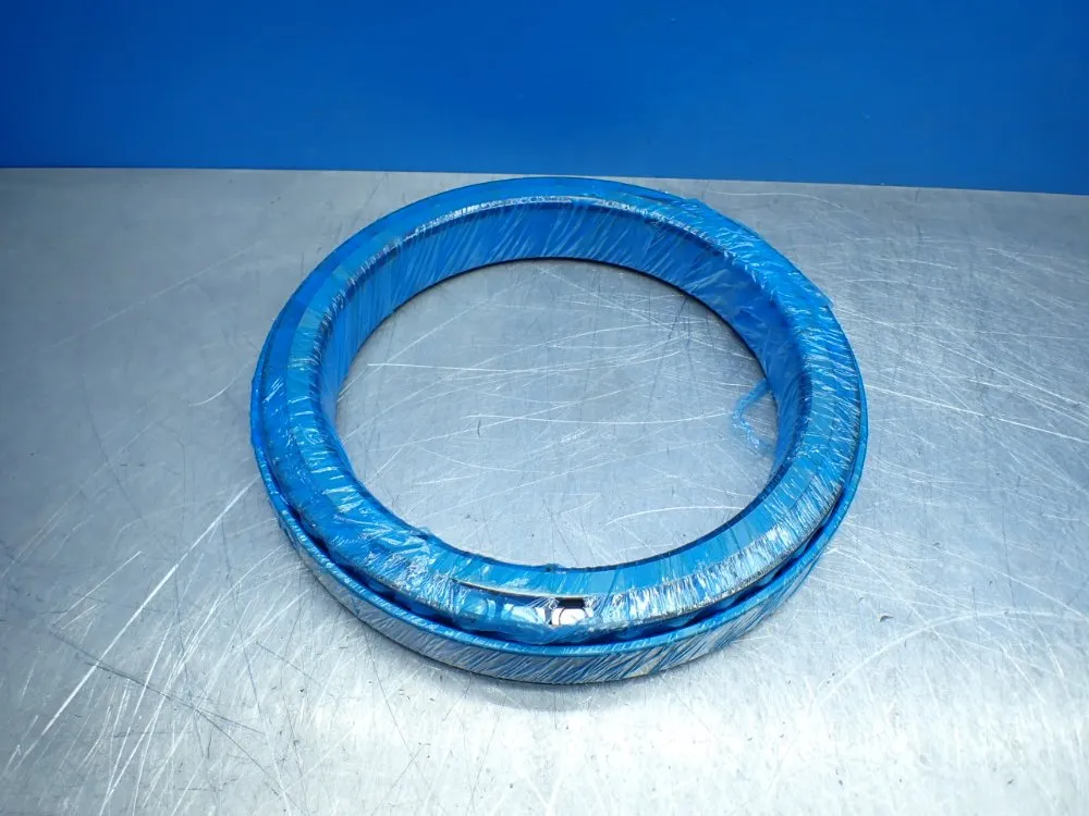 Skf 220 Mm Bore, 41 Mm Width Single Row Tapered Roller Bearing - T2dc220