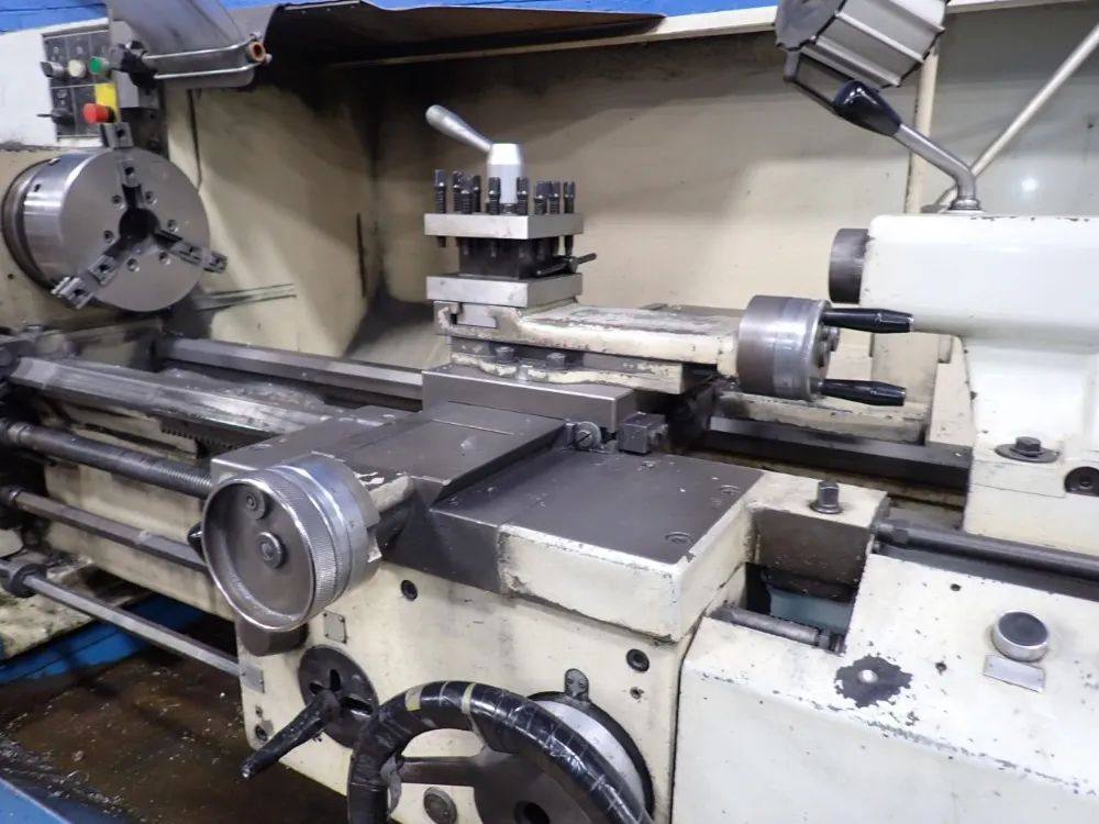 Trens Tos 17" / 22" X 42" Gap Bed Lathe - Sn 40 C