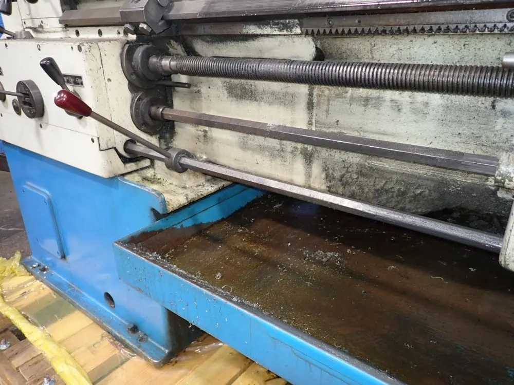 Trens Tos 17" / 22" X 42" Gap Bed Lathe - Sn 40 C