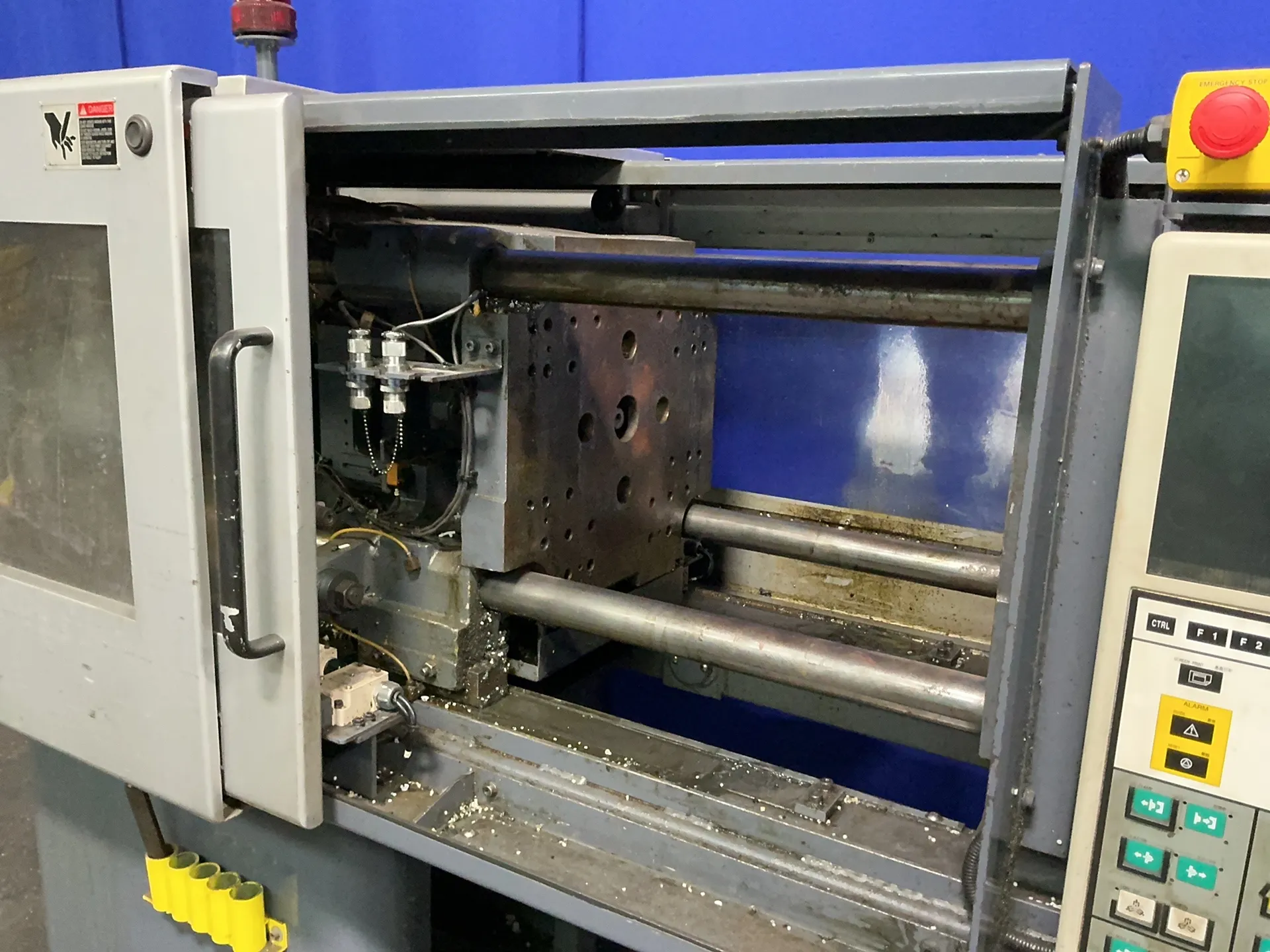 Sumitomo 50 Ka Injection Molding Machine - Se50d