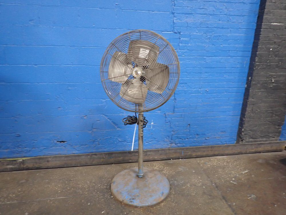 Dayton 25" Pedestal Fan - 3k35