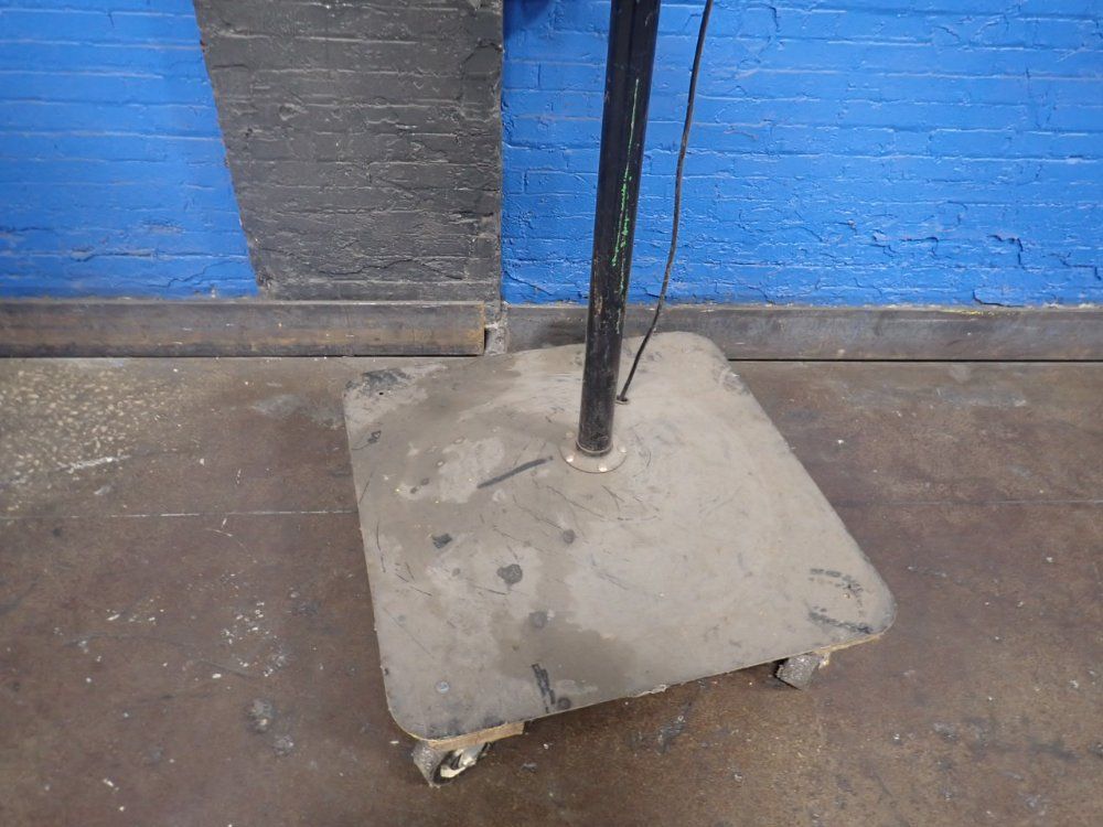 Leading Edge 32" Pedestal Fan