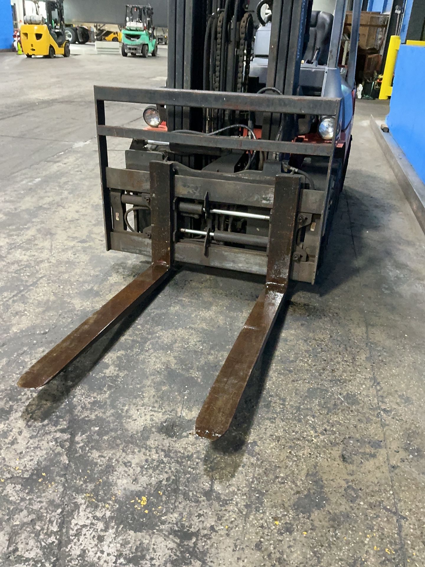 Toyota 6600 Lbs Propane Forklift - 7fgu32