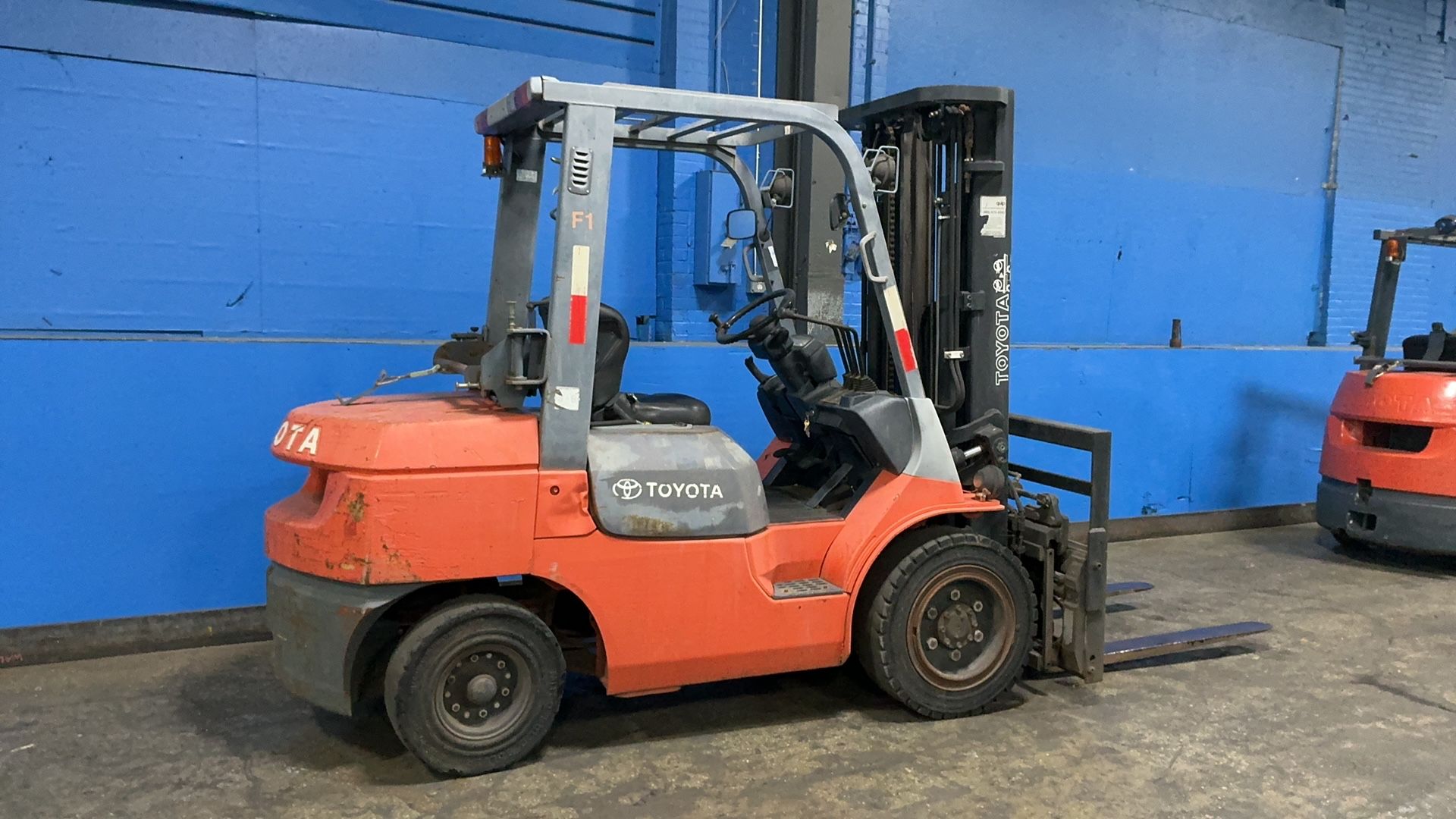 Toyota 6600 Lbs Propane Forklift - 7fgu32