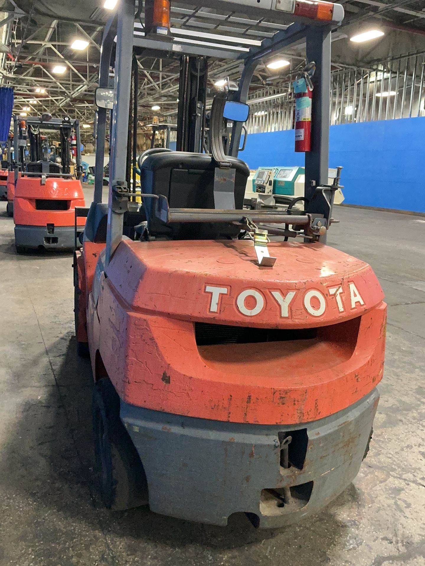 Toyota 6600 Lbs Propane Forklift - 7fgu32