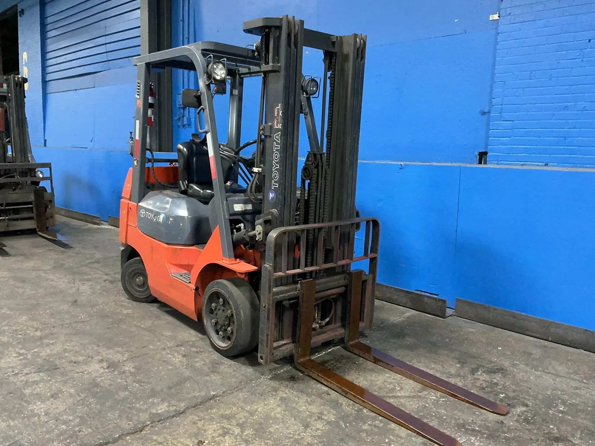 Toyota 4500 Lbs Propane Forklift - 7fgcu25