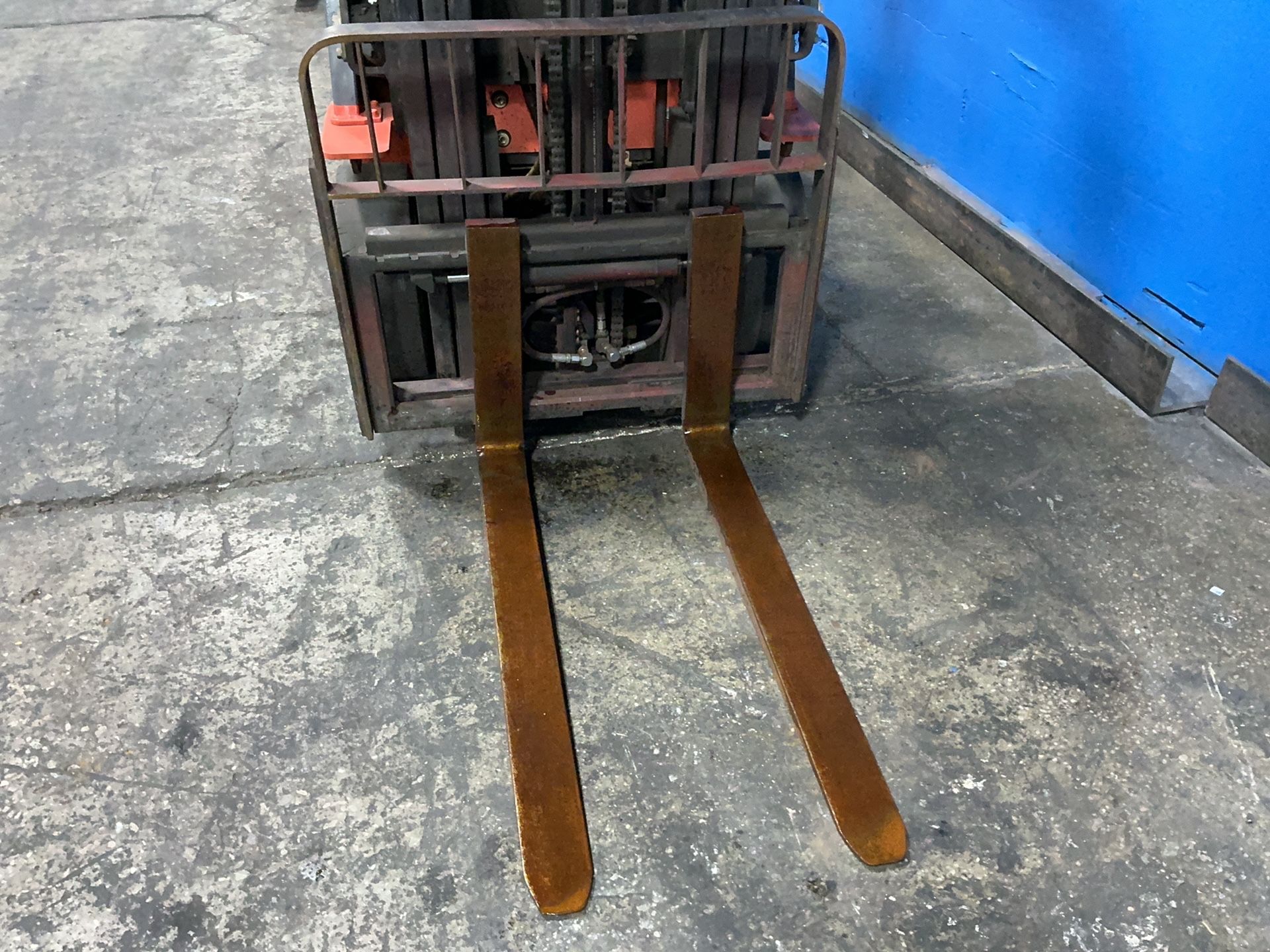 Toyota 4500 Lbs Propane Forklift - 7fgcu25